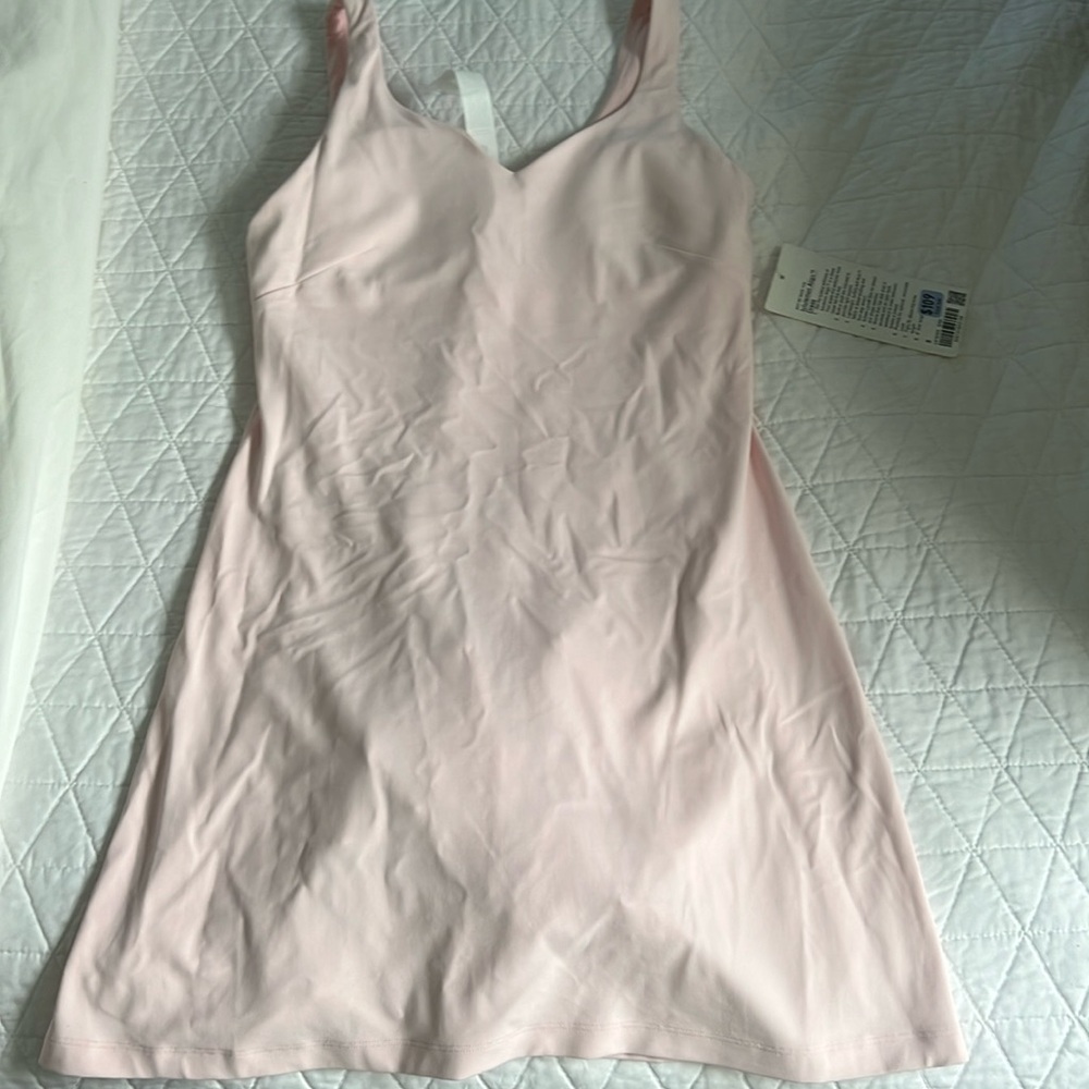 Lululemon Align dress in pink, NWT